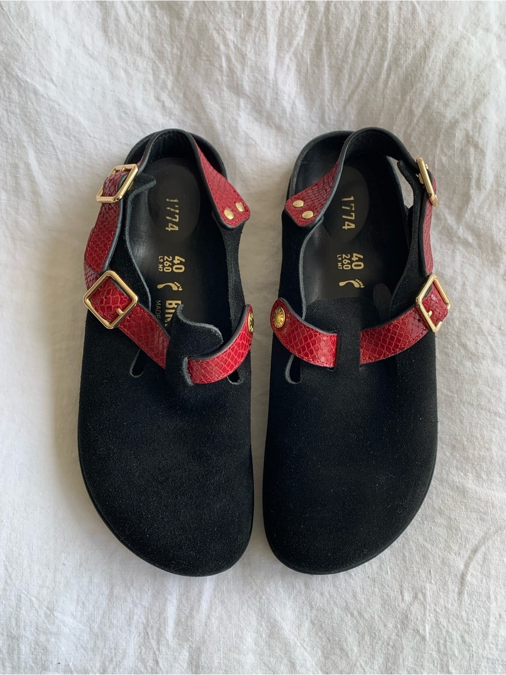 1774 Birkenstock Tokio Cazador Suede Mules Slip On Shoes Black Red Snake Gold